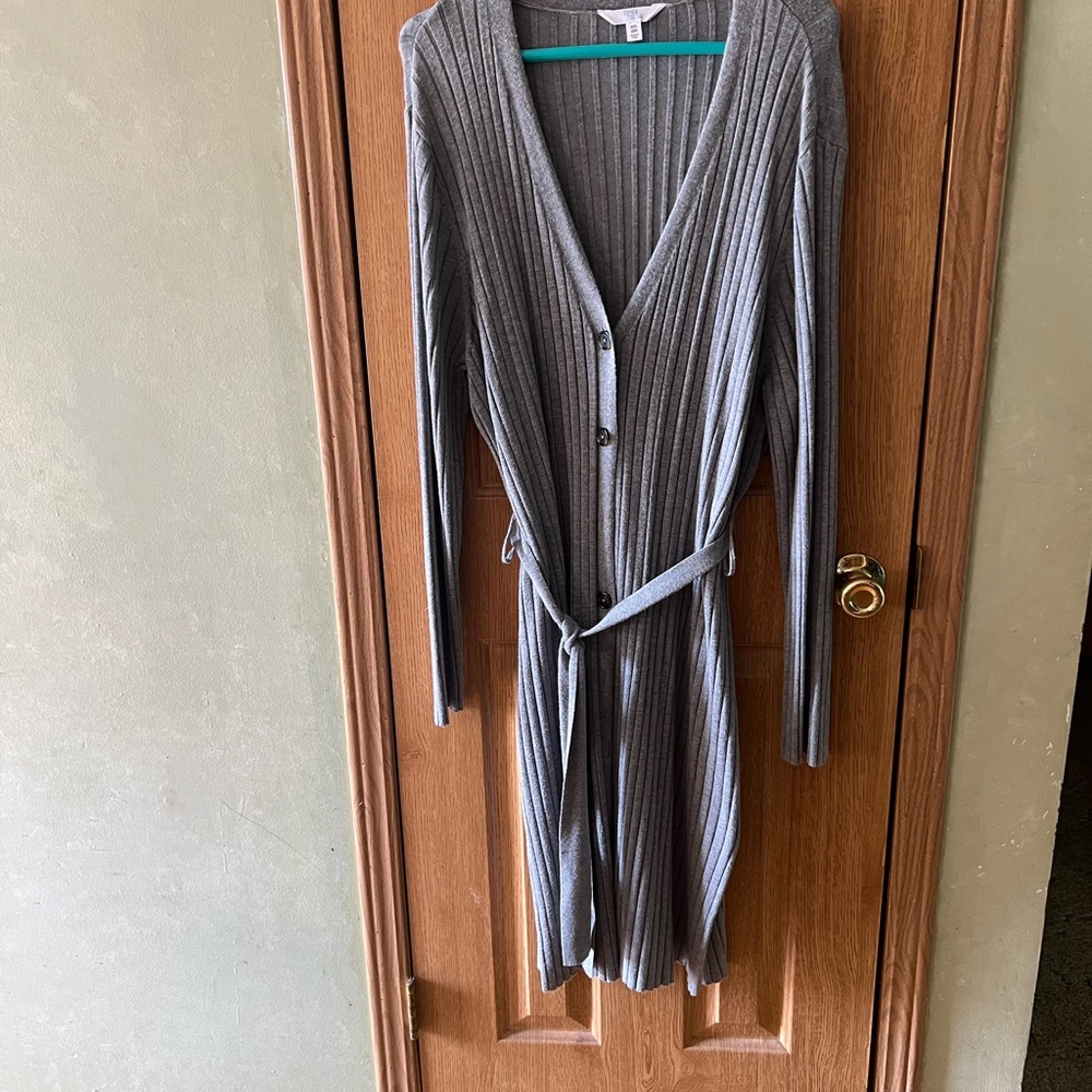Time and Tru Gray Ribbed Cardigan